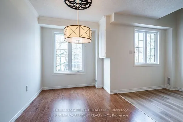 Additional property image - 2075 WALKERS Line Unit 246