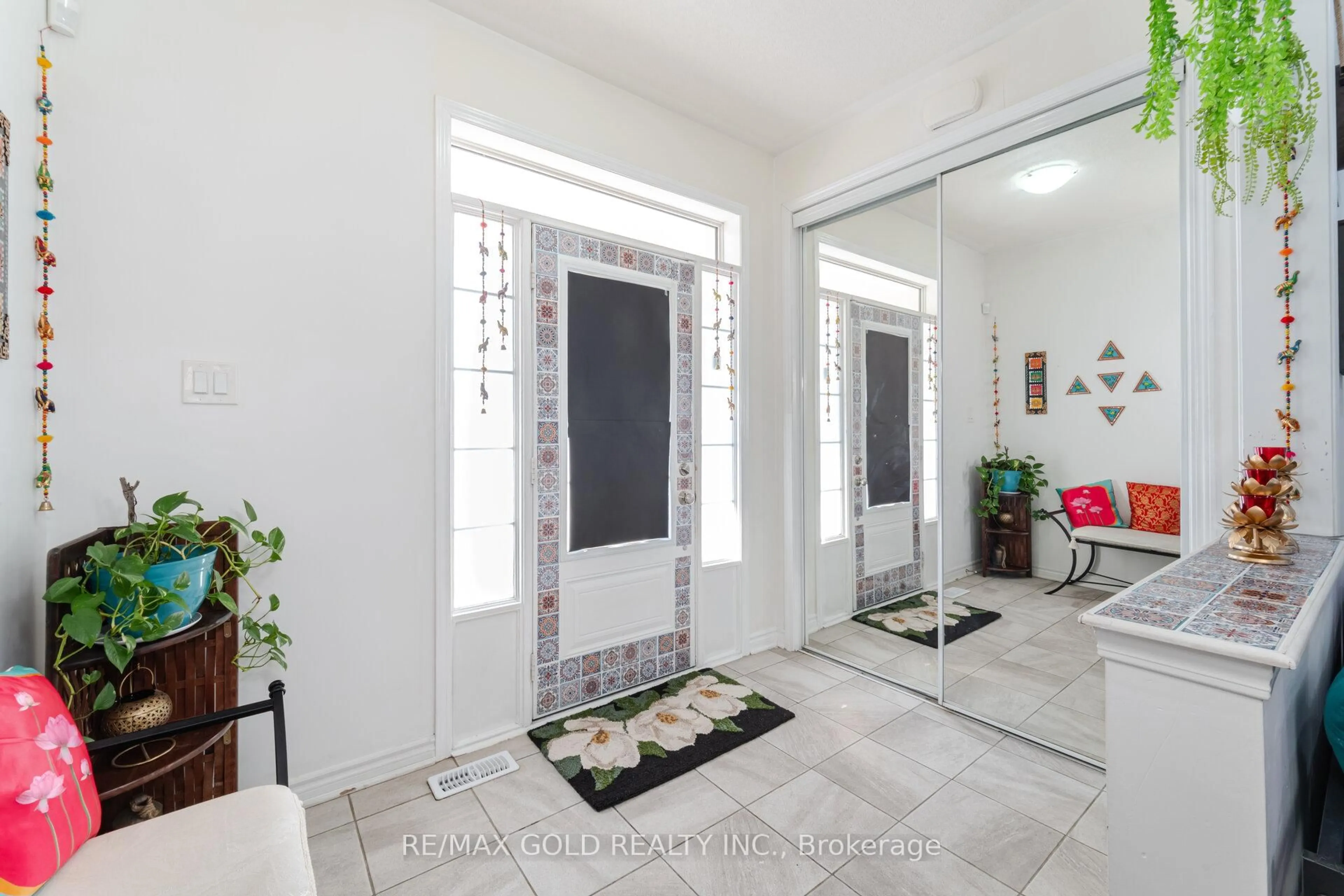 Indoor entryway for 13 Redfern St, Brampton Ontario L7A 4T7