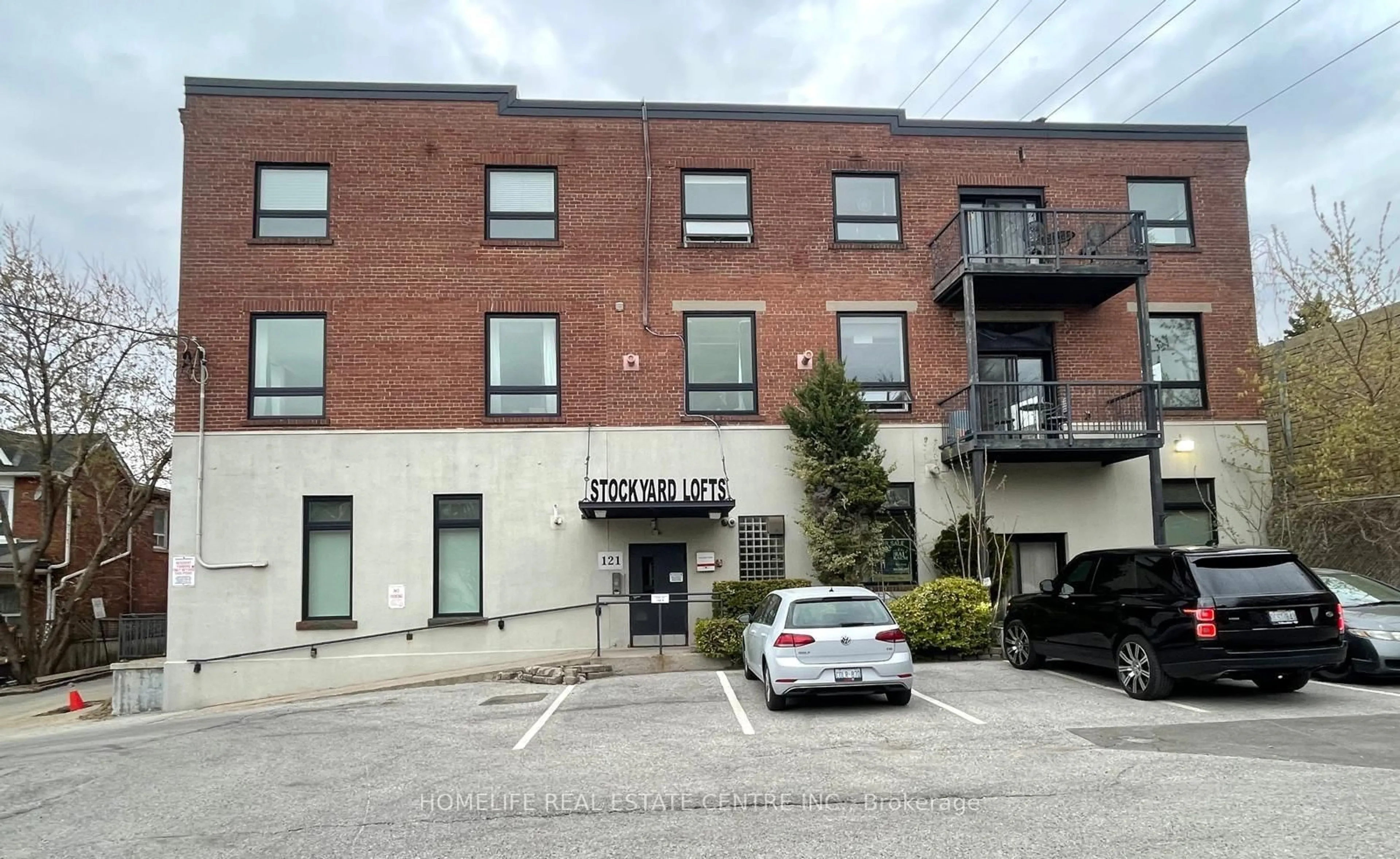 Unknown for 121 Prescott Ave #1, Toronto Ontario M6N 3G8