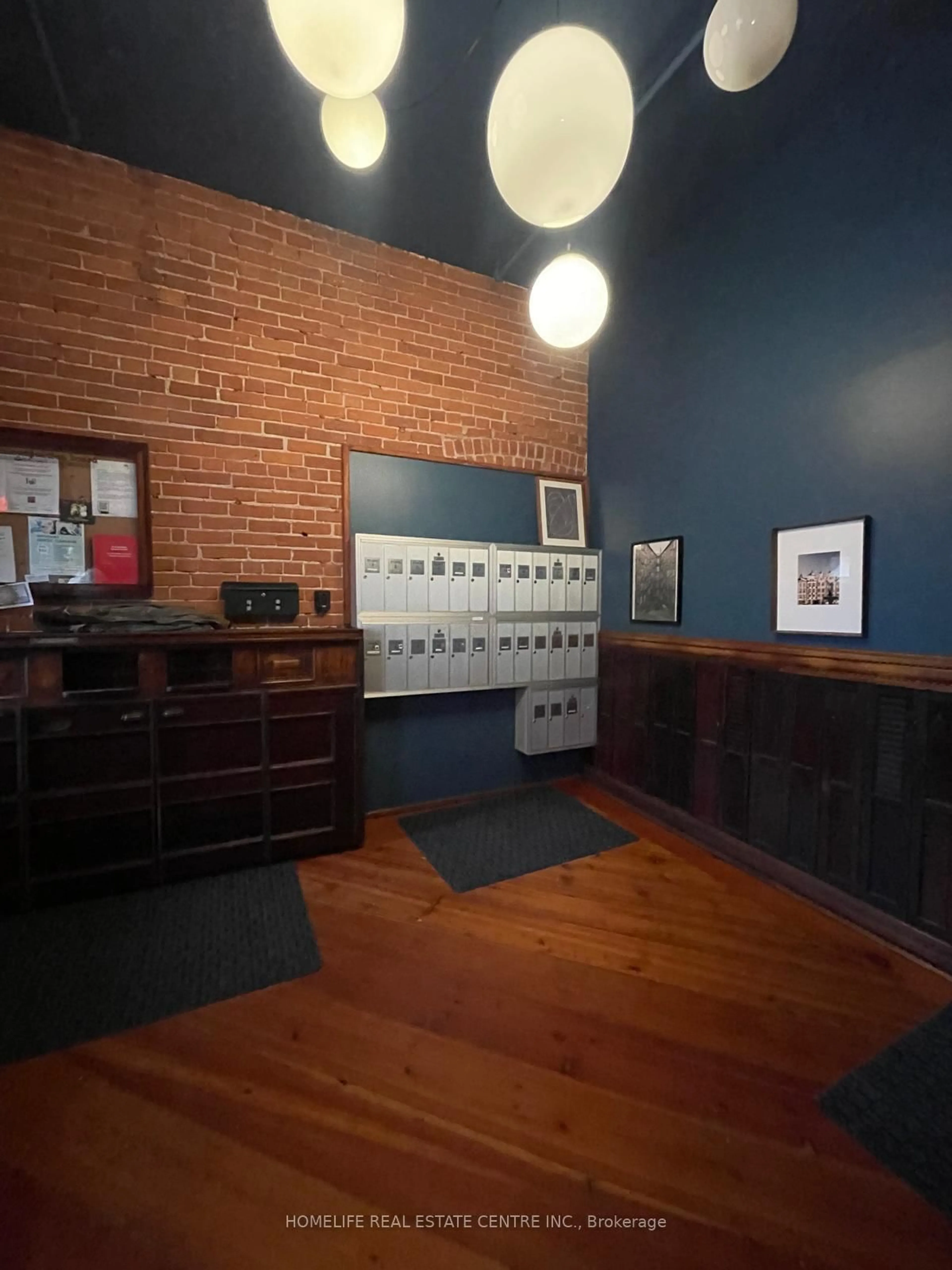 A pic of a room for 121 Prescott Ave #1, Toronto Ontario M6N 3G8