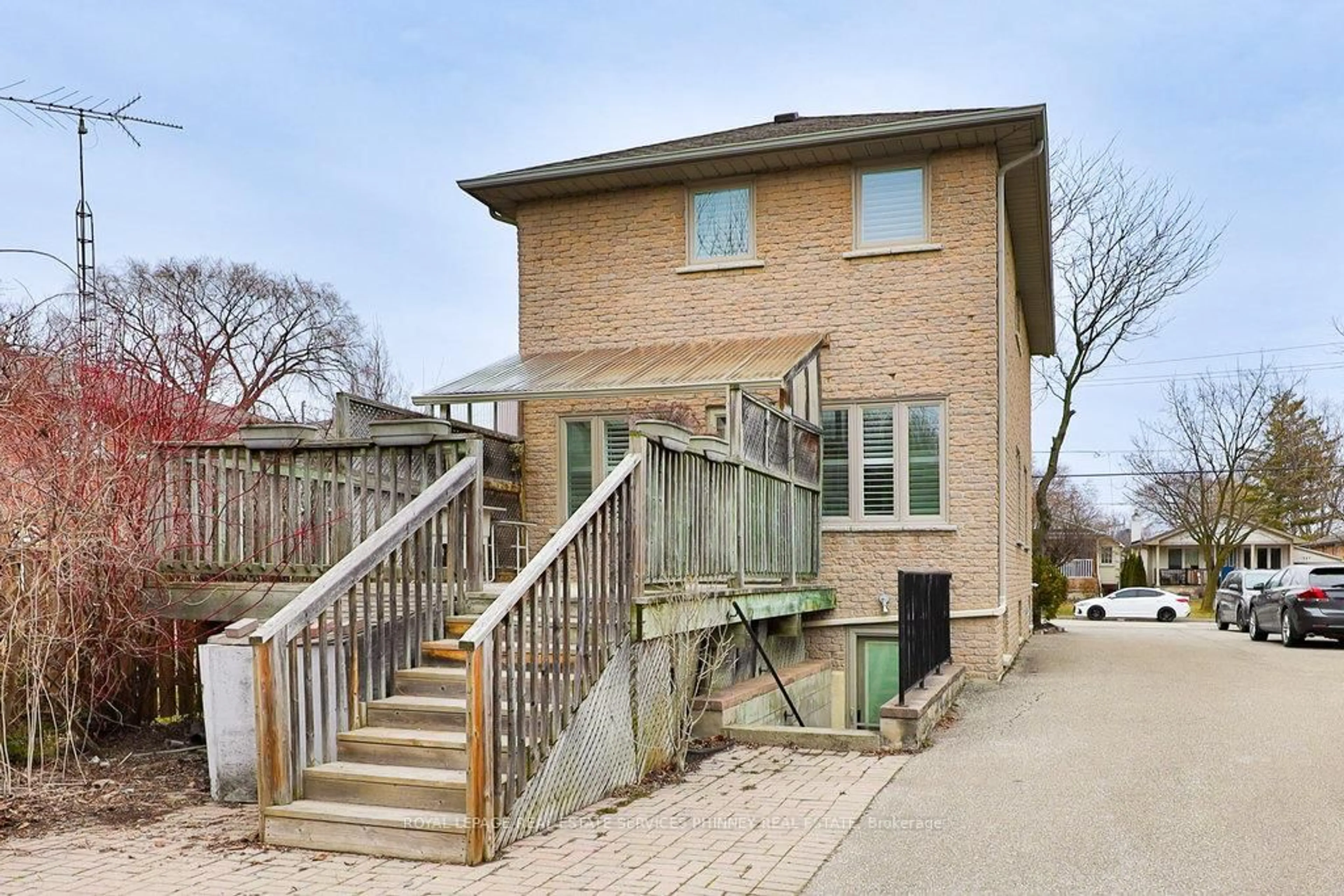 Home with brick exterior material, street for 1348 Northmount Ave, Mississauga Ontario L5E 1Y5