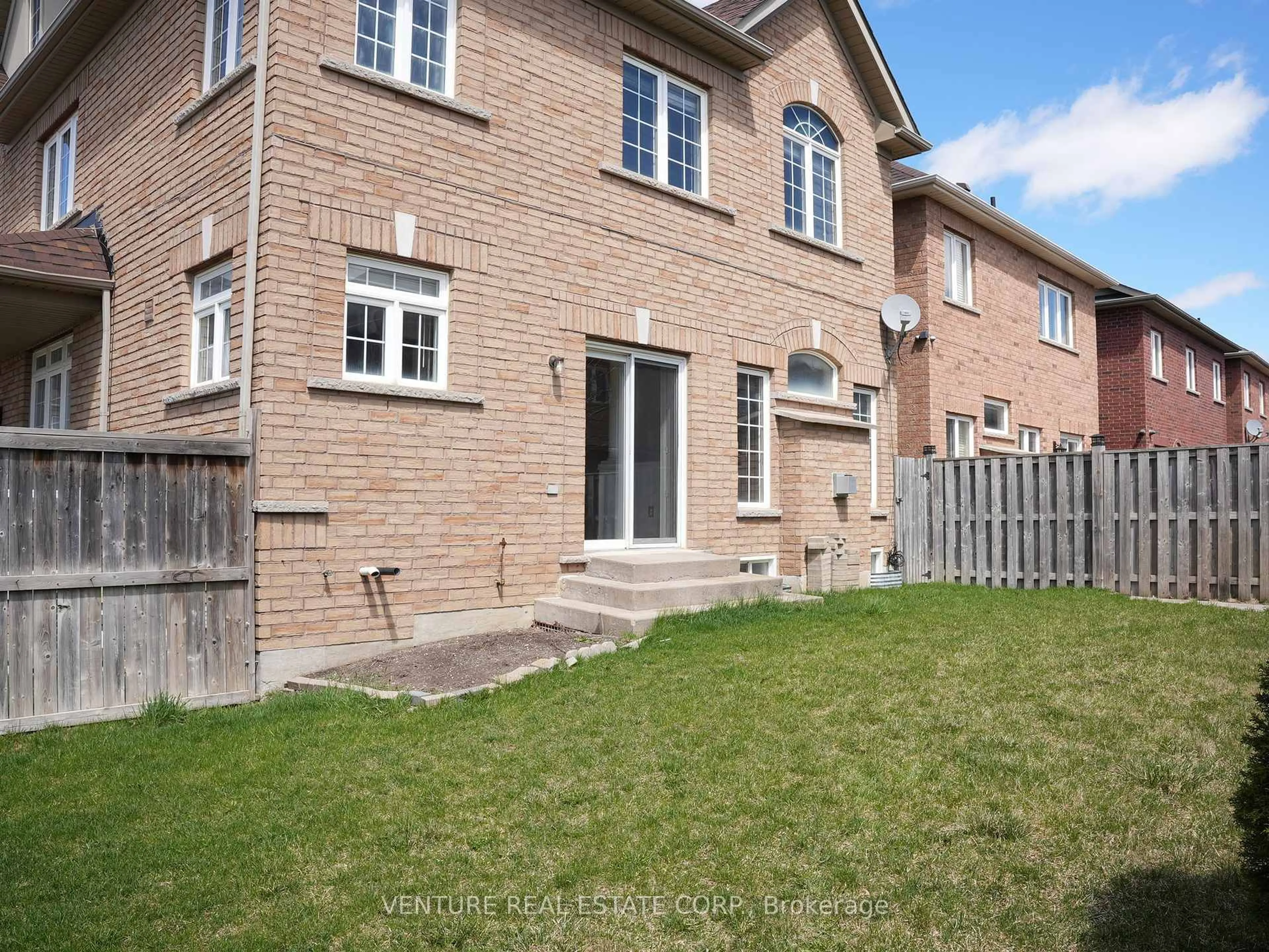 Home with brick exterior material, street for 53 Chalkfarm Cres, Brampton Ontario L7A 3W1