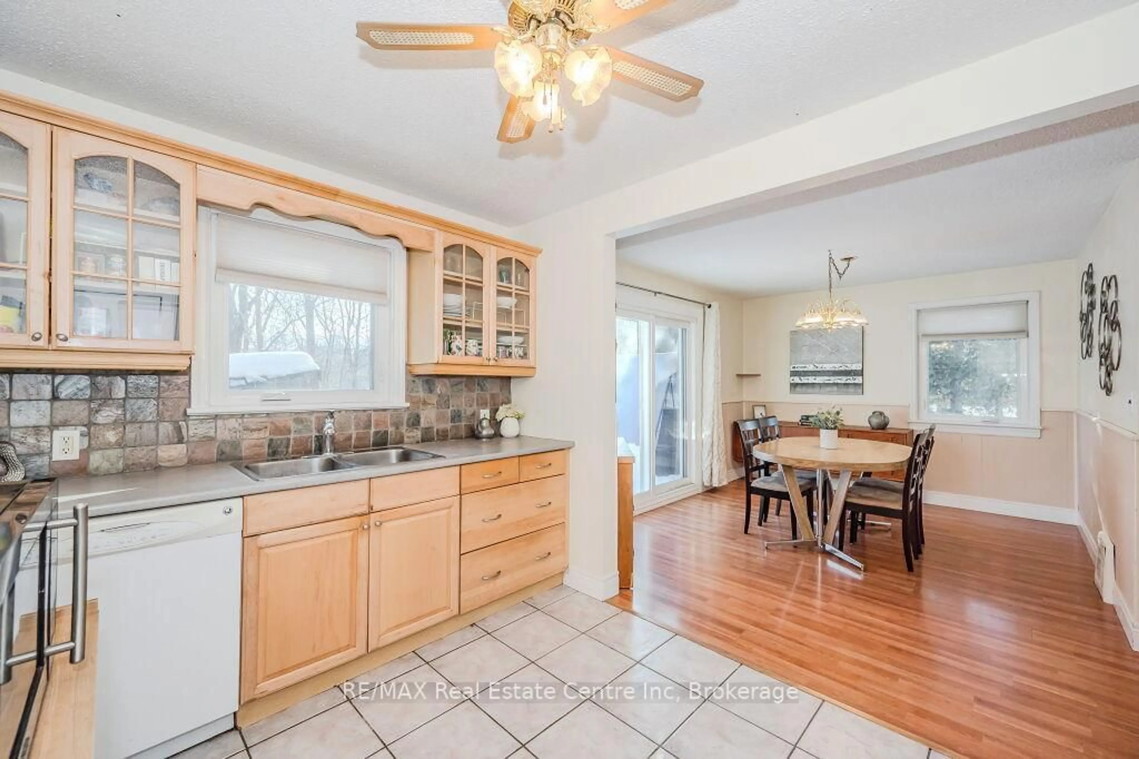 Open concept kitchen, ceramic/tile floor for 7210 Hwy 7 N/A, Halton Hills Ontario L7J 2L9