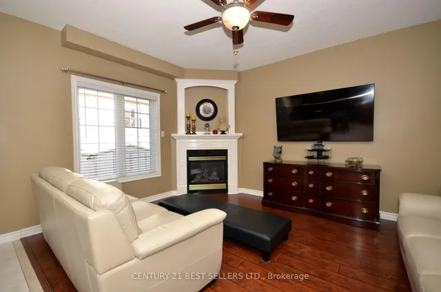 Additional property image - 9 Coin St