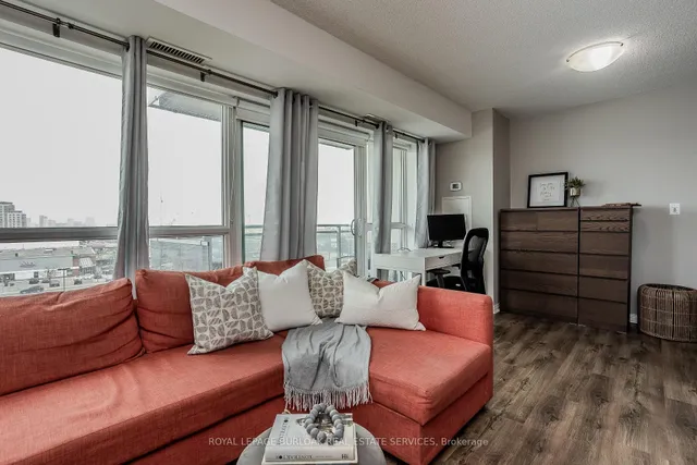 Additional property image - 215 Queen St Unit 602