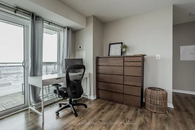 Additional property image - 215 Queen St Unit 602