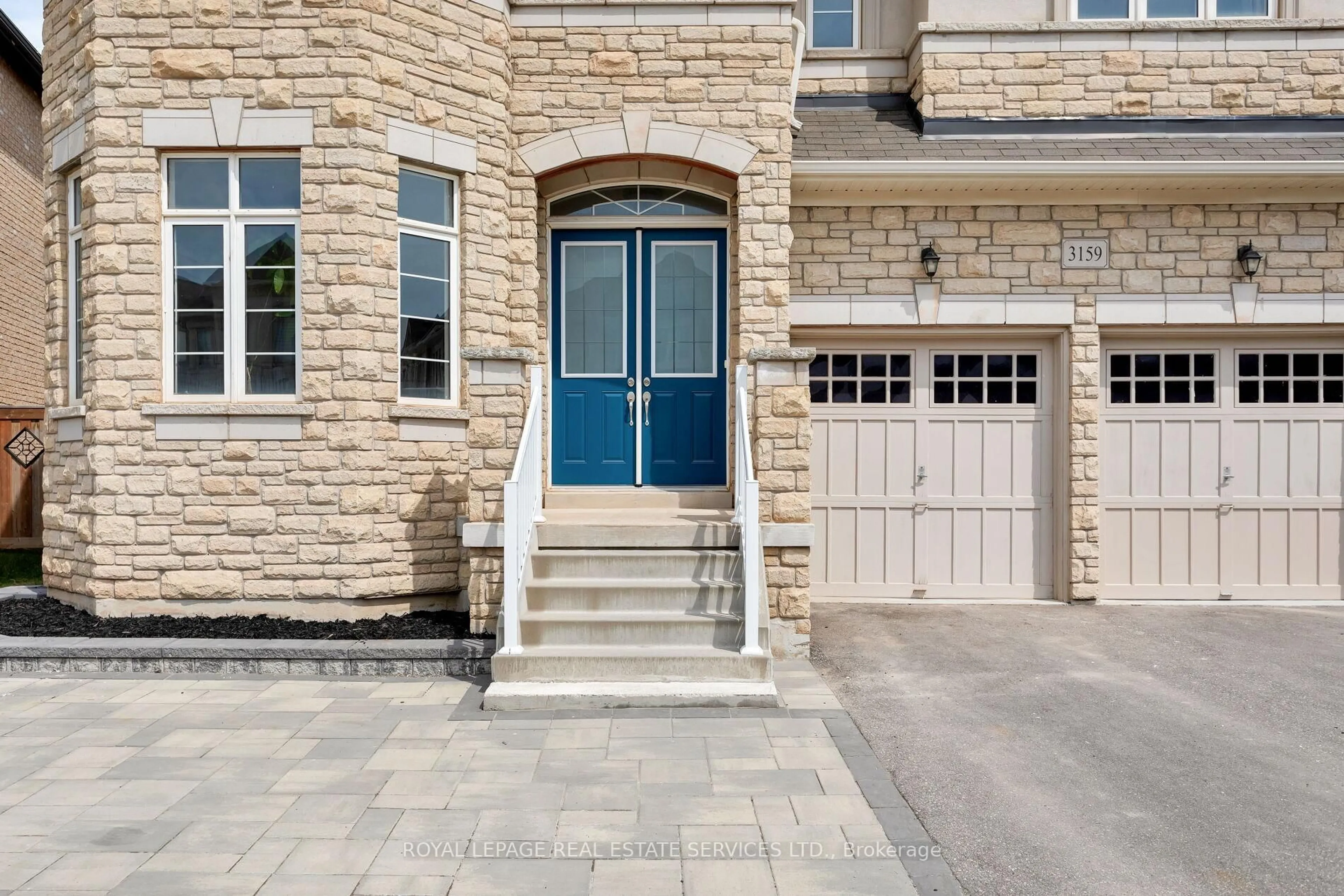 Home with brick exterior material, street for 3159 William Rose Way, Oakville Ontario L6H 0T3
