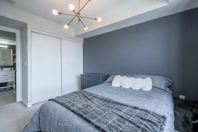 Additional property image - 5 Michael Power Pl Unit 2306