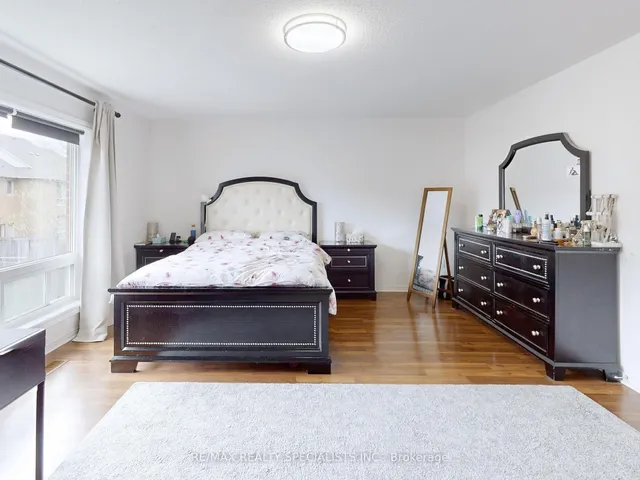 Additional property image - 5223 Fairford Cres Unit 90