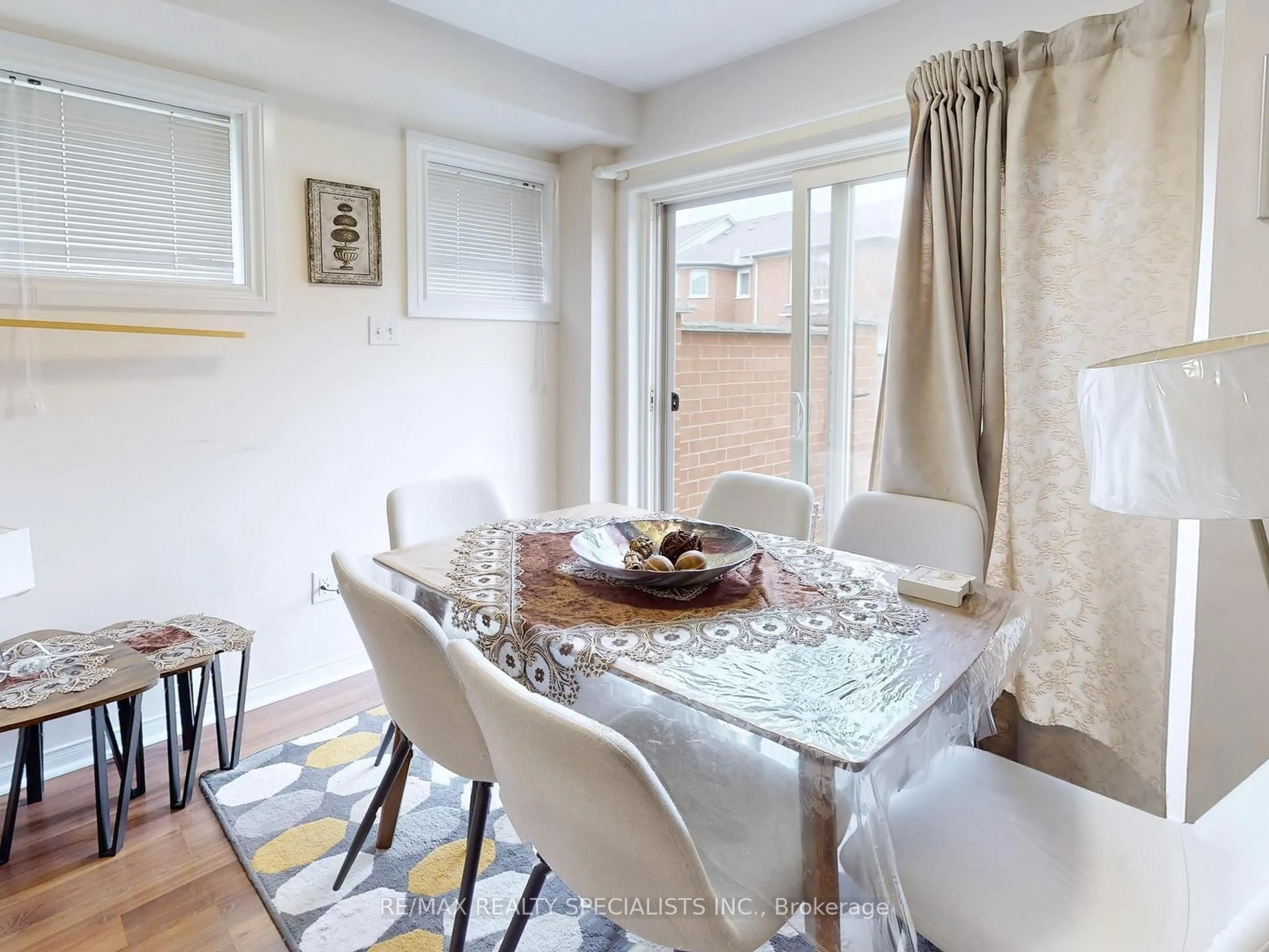 Dining room, unknown for 5223 Fairford Cres #90, Mississauga Ontario L5V 2M6
