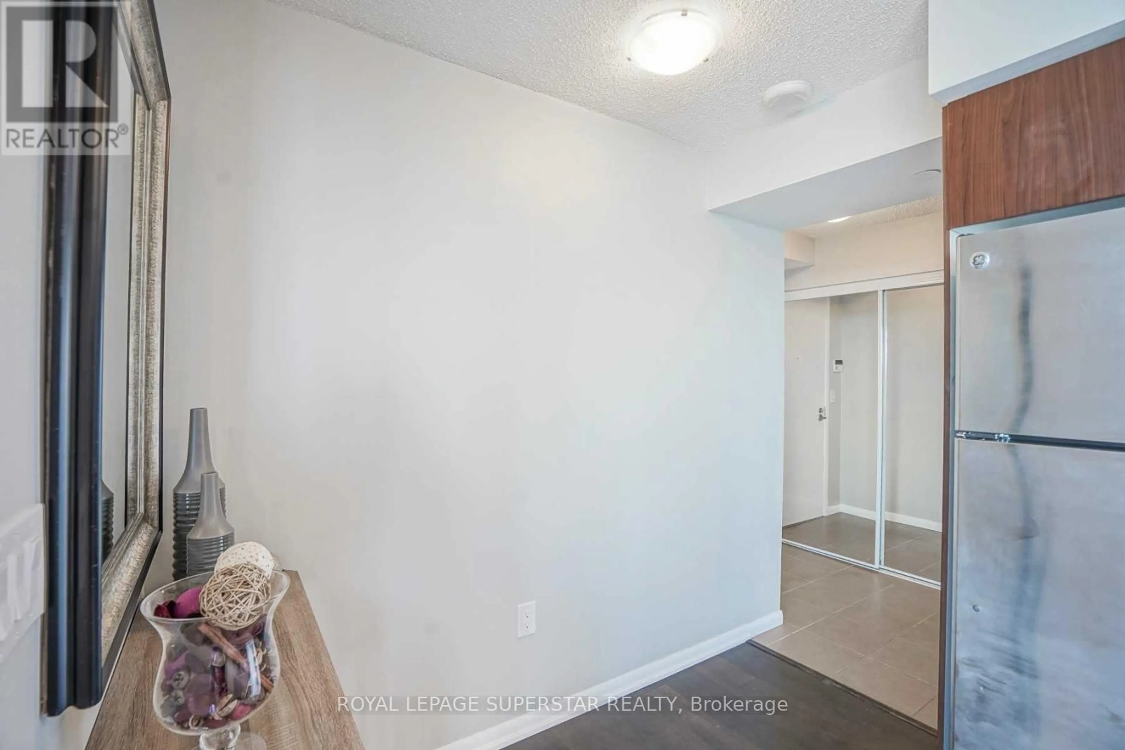 Unknown for 830 Lawrence Ave #1611, Toronto Ontario M6A 0B6