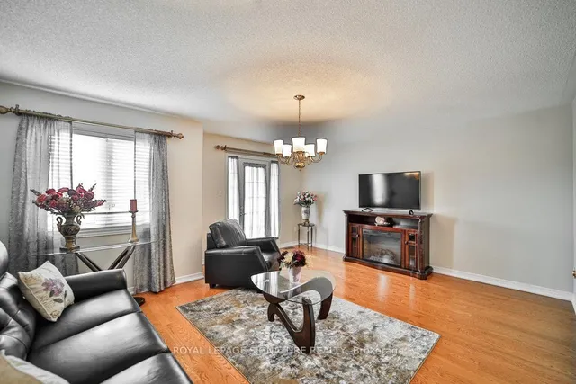 Additional property image - 413 Oaktree Circ