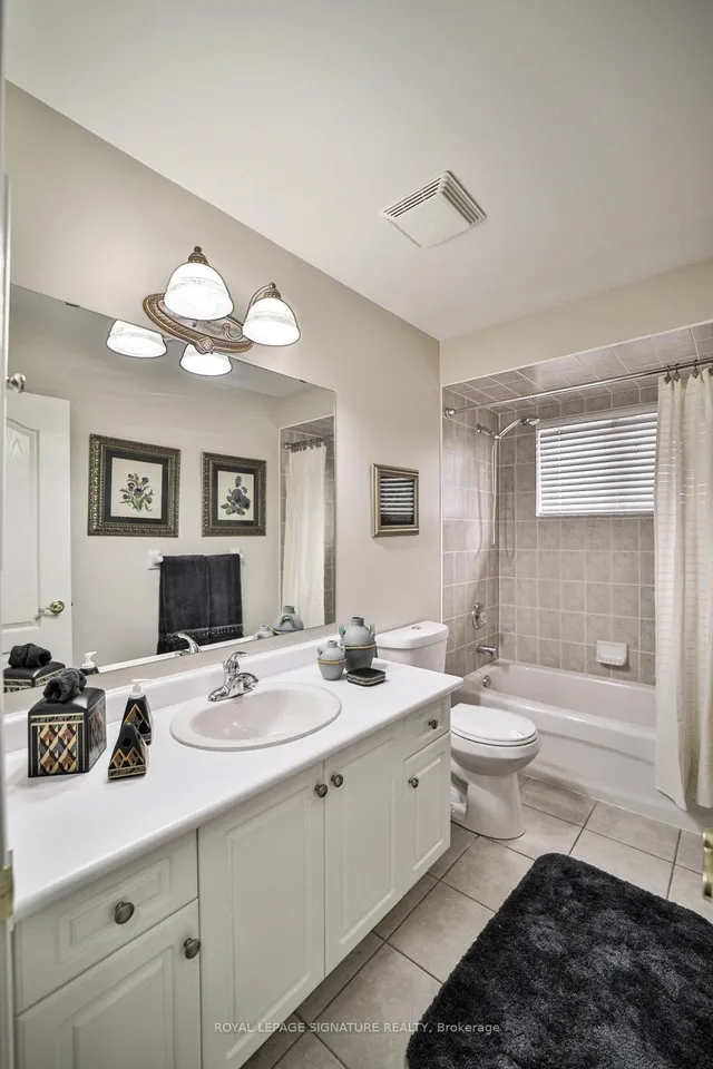 Additional property image - 413 Oaktree Circ