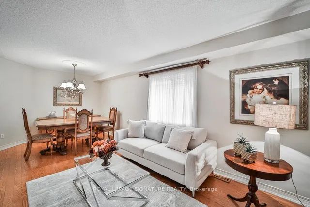 Additional property image - 413 Oaktree Circ