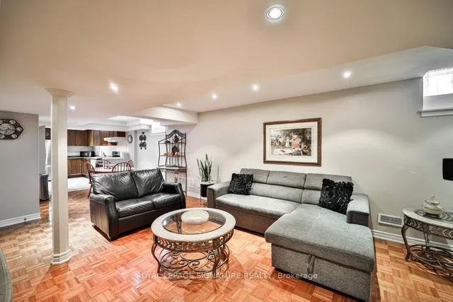 Additional property image - 413 Oaktree Circ