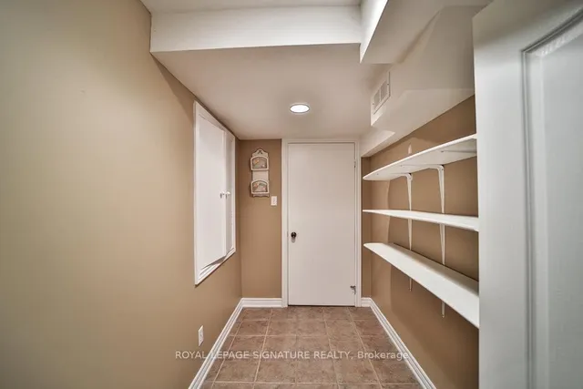 Additional property image - 413 Oaktree Circ
