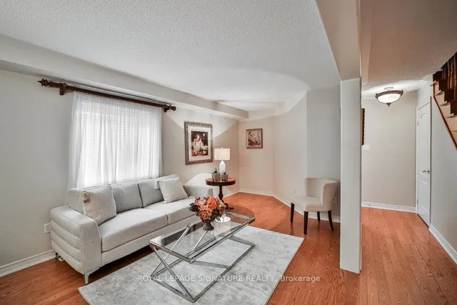 Additional property image - 413 Oaktree Circ