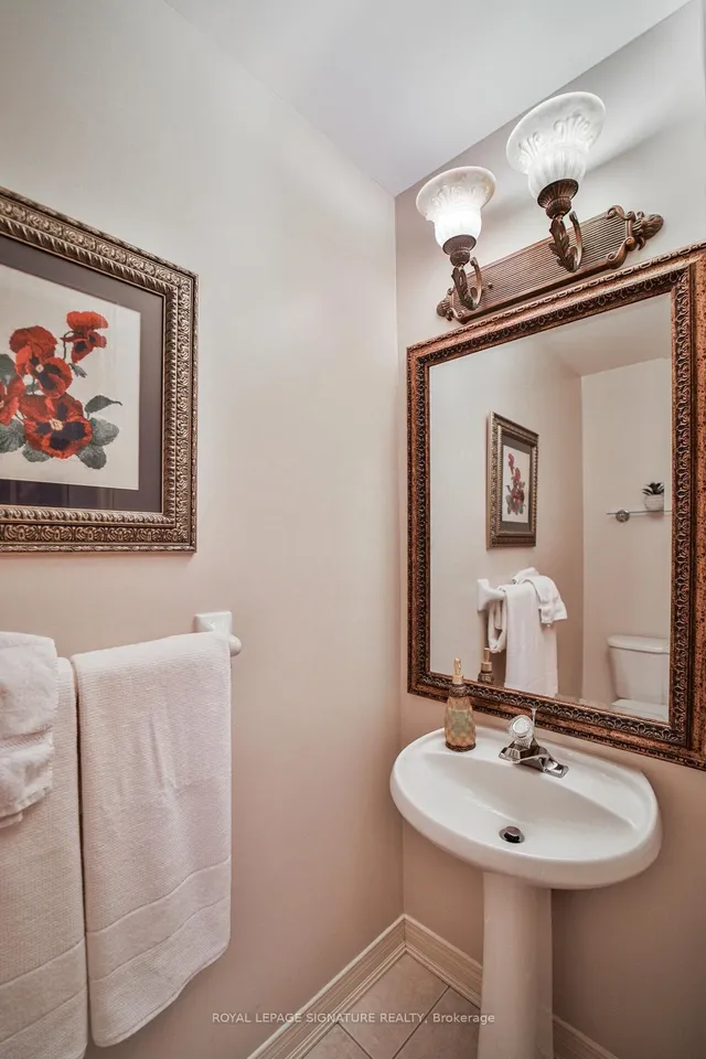 Additional property image - 413 Oaktree Circ