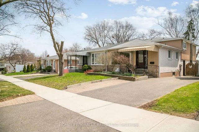Additional property image - 1612 Wavell Cres