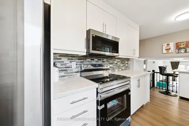 Additional property image - 1612 Wavell Cres