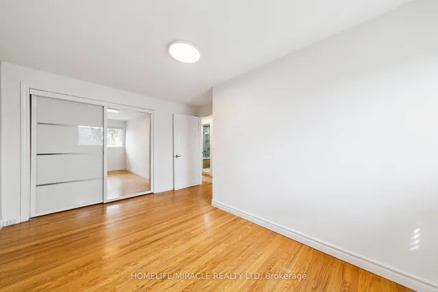 Additional property image - 1612 Wavell Cres