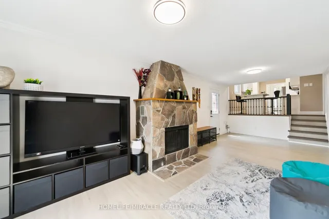 Additional property image - 1612 Wavell Cres