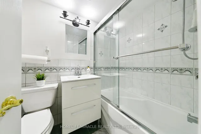 Additional property image - 1612 Wavell Cres