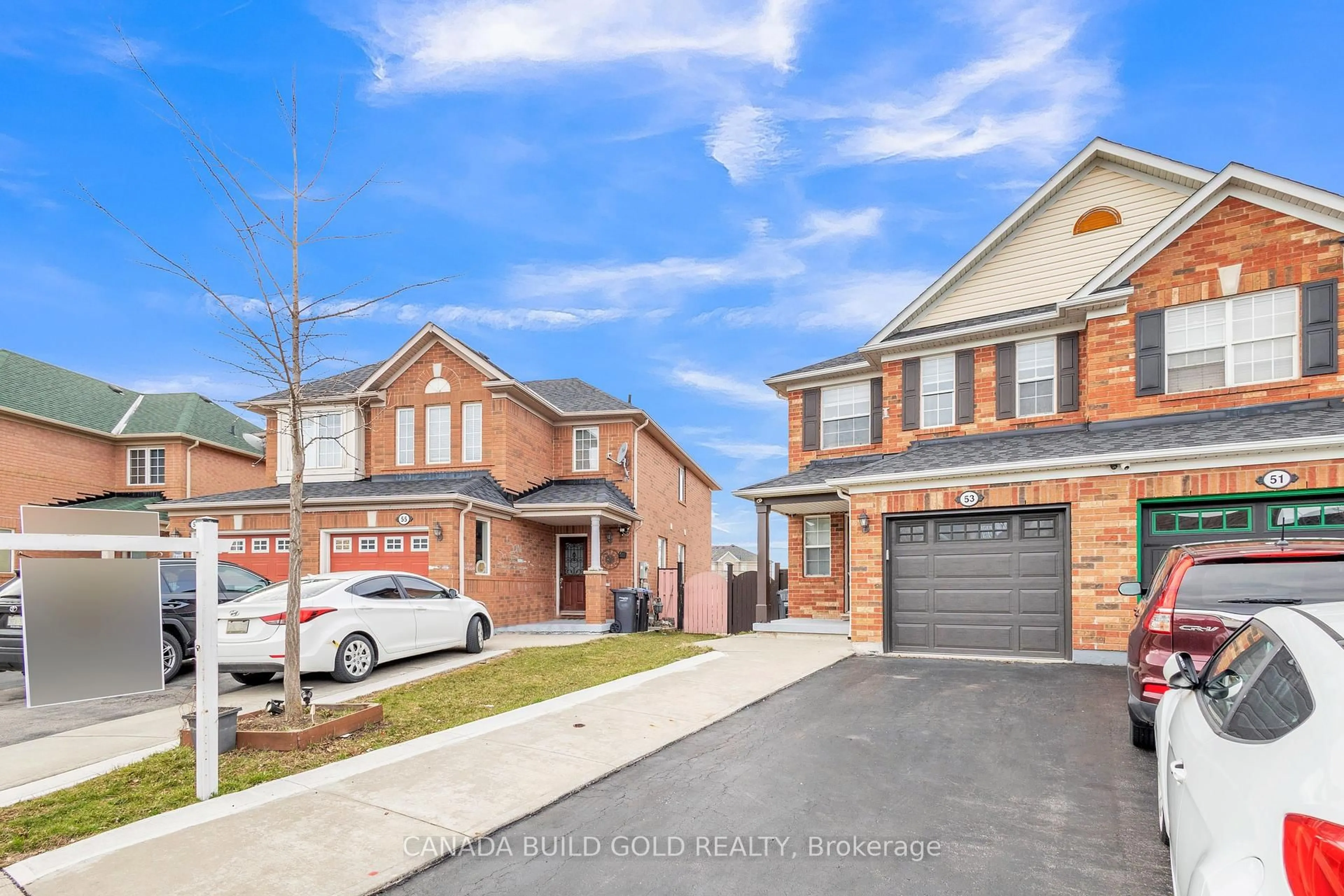 Home with brick exterior material, street for 53 Bottomwood St, Brampton Ontario L6S 0B3