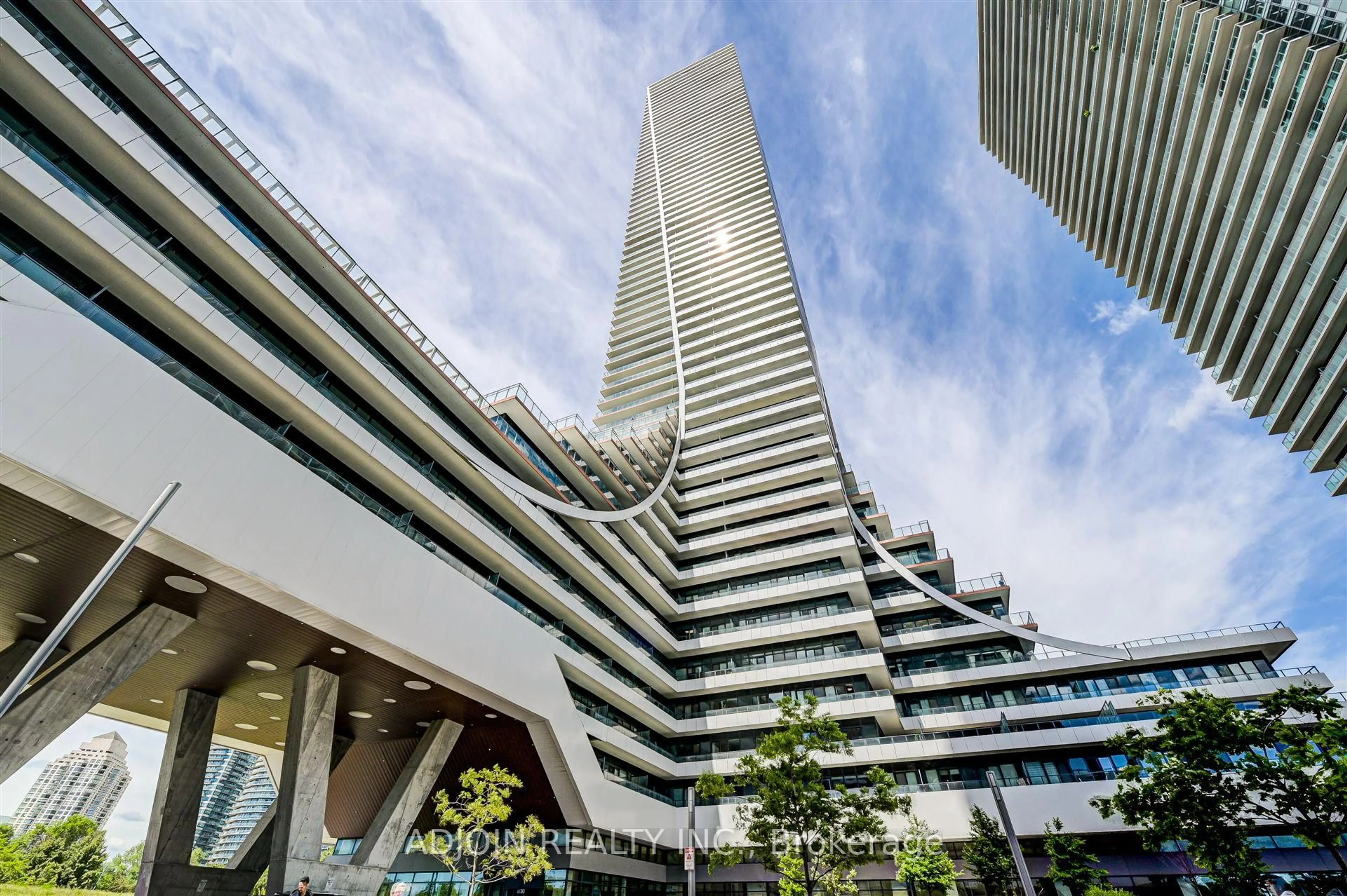 Indoor foyer for 30 Shore Breeze Dr #434, Toronto Ontario M8V 0J1