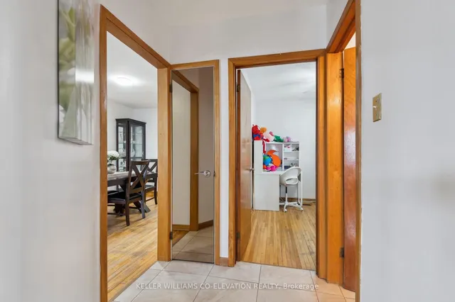 Additional property image - 924 Glencairn Ave