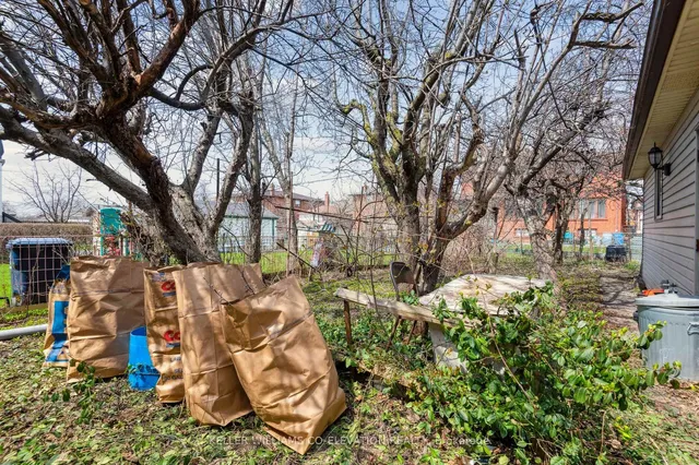 Additional property image - 924 Glencairn Ave