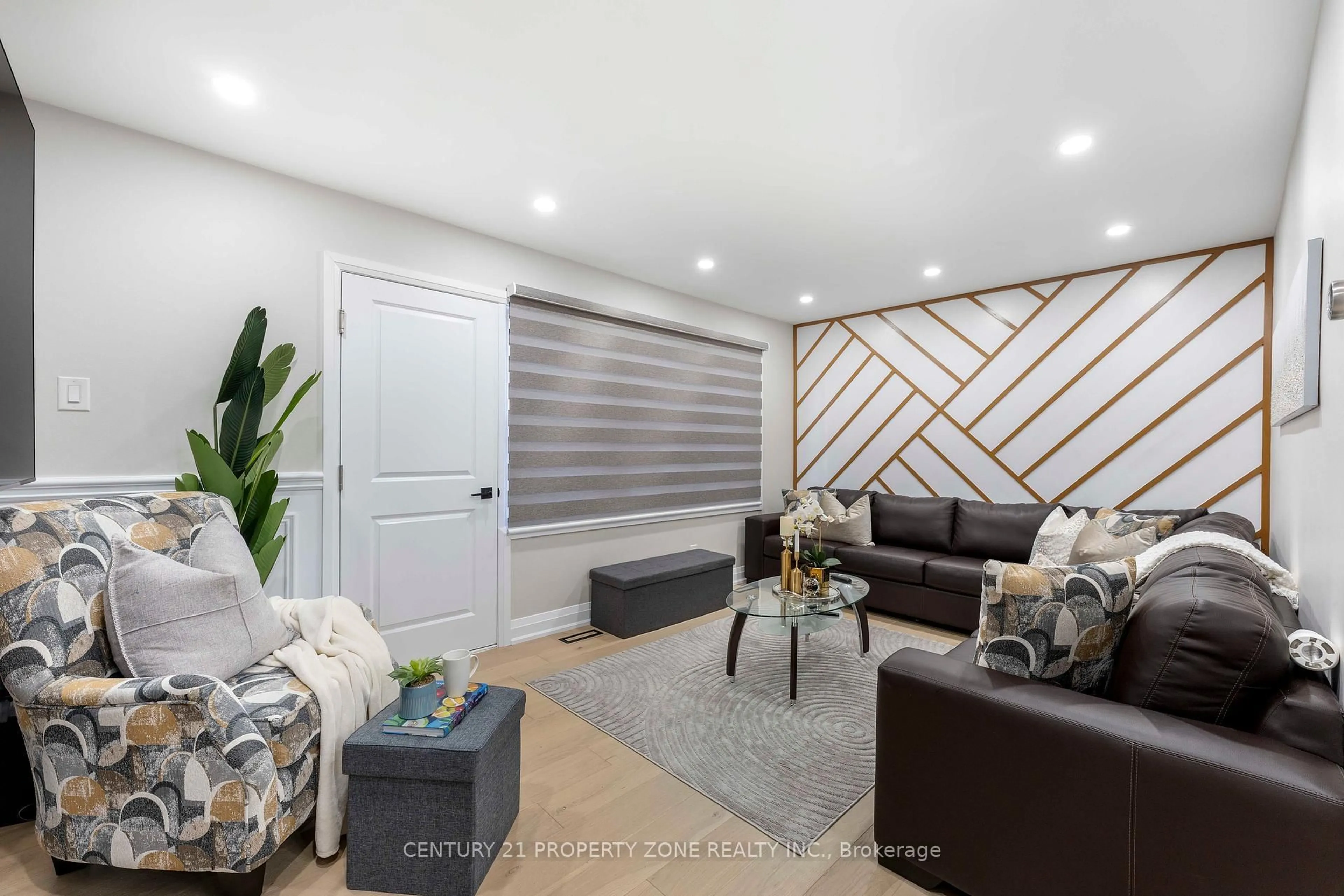 Living room with furniture, unknown for 23 Eden Park Dr, Brampton Ontario L6T 3A5