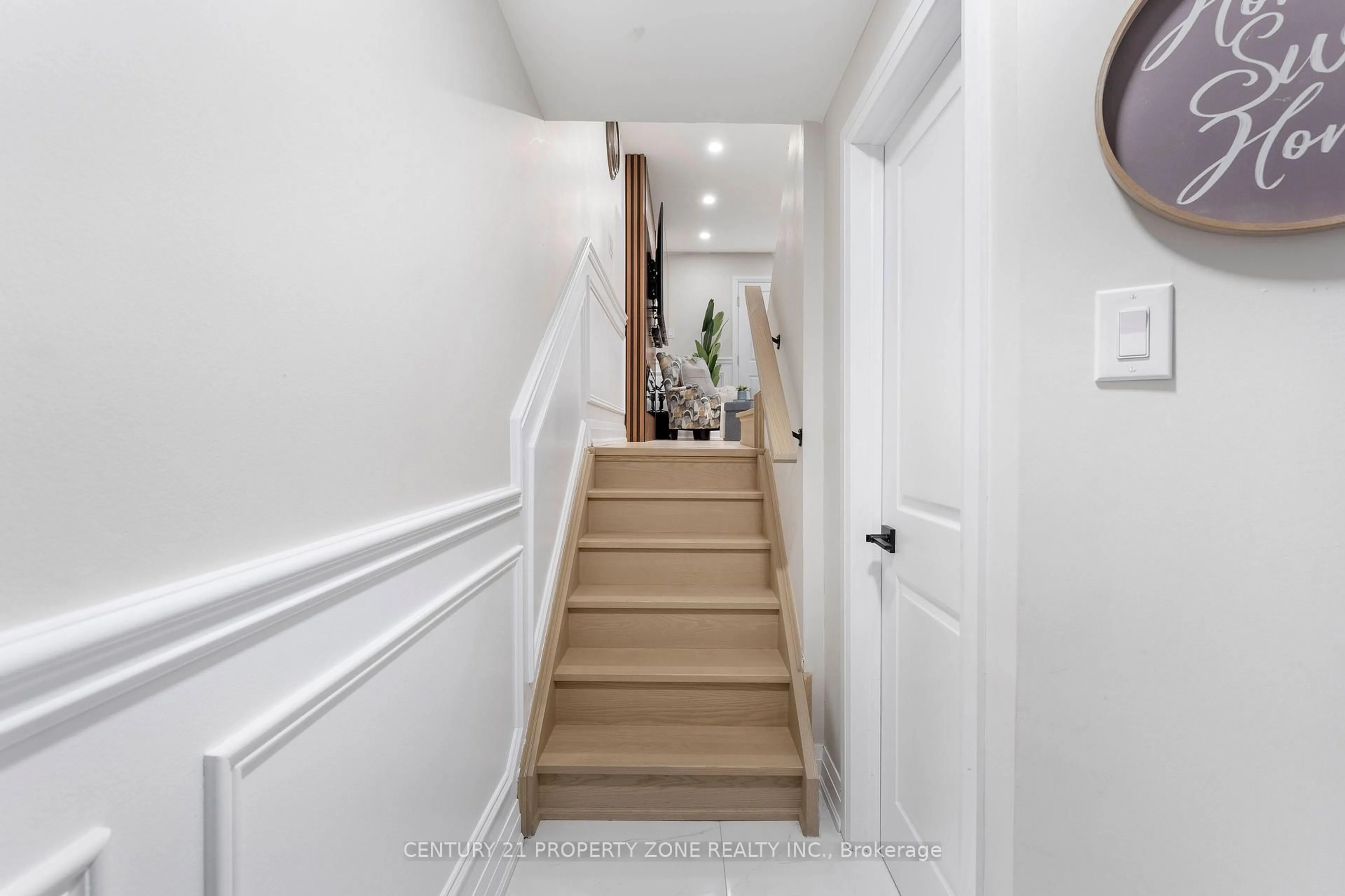 Unknown for 23 Eden Park Dr, Brampton Ontario L6T 3A5