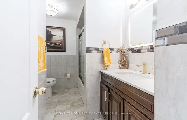 Additional property image - 7340 Sigsbee Dr