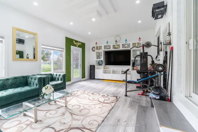 Additional property image - 7340 Sigsbee Dr