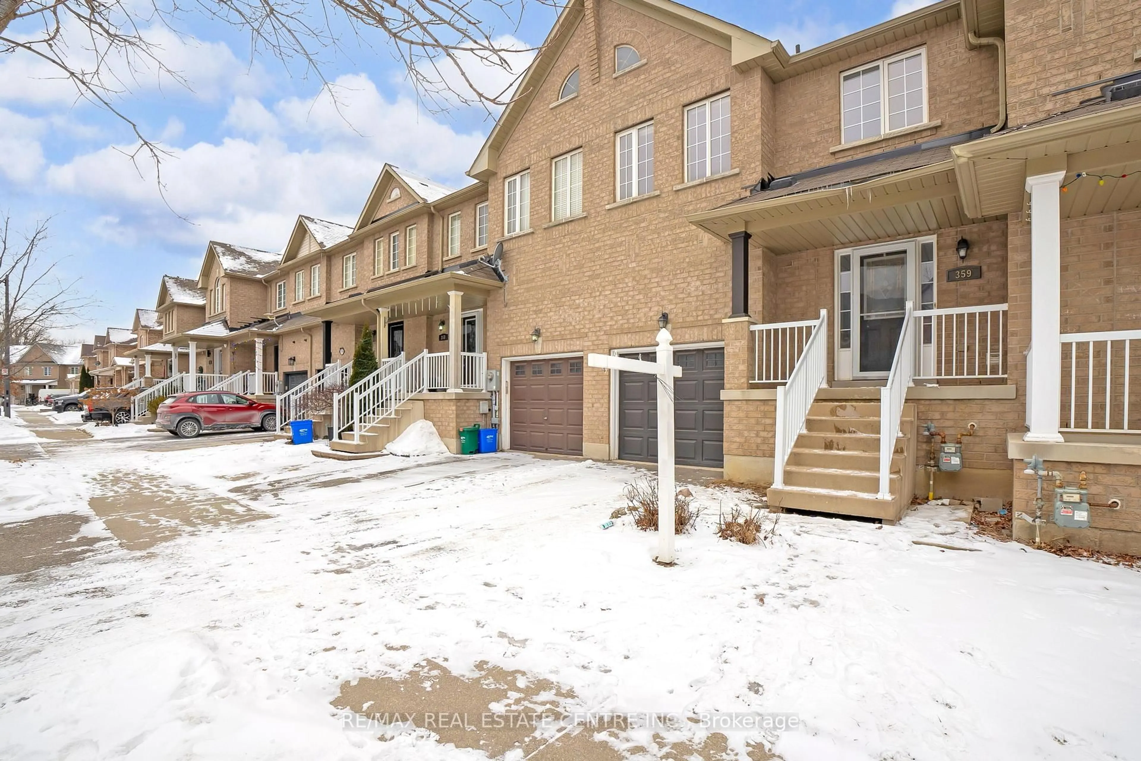 Unknown for 359 Bussel Cres, Milton Ontario L9T 0W6