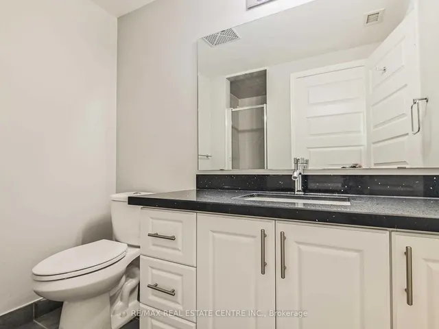 Additional property image - 215 Queen St Unit 301
