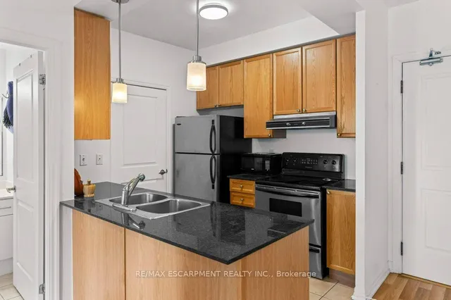 Additional property image - 245 Dalesford Rd Unit 317