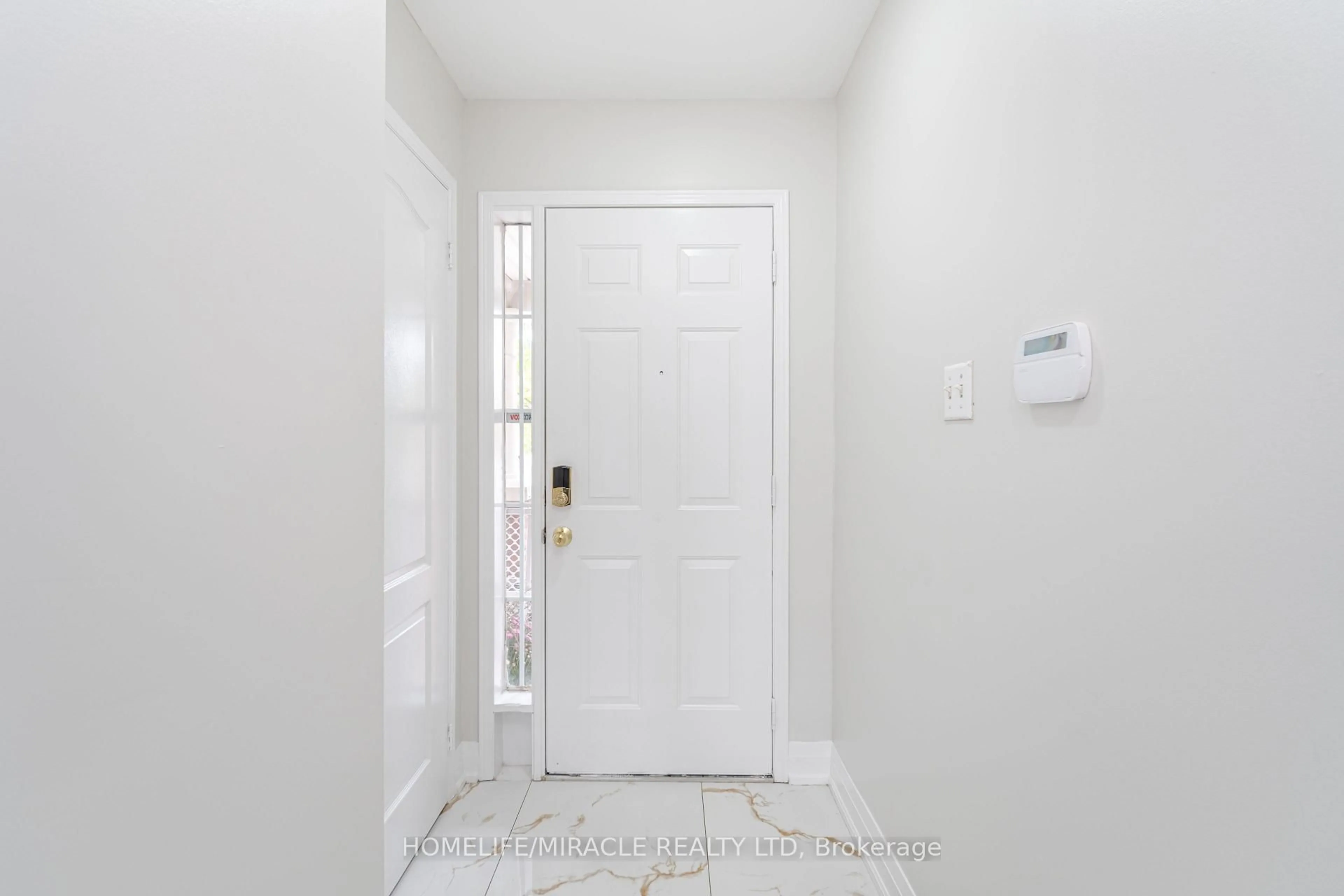 Indoor entryway for 10 Hackberry Gate, Brampton Ontario L6R 2E7