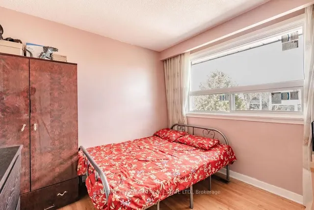 Additional property image - 174 Silverstone Dr