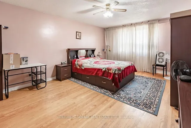 Additional property image - 174 Silverstone Dr