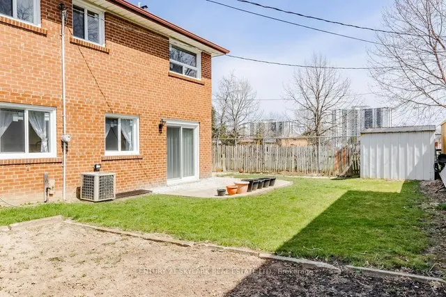 Additional property image - 174 Silverstone Dr