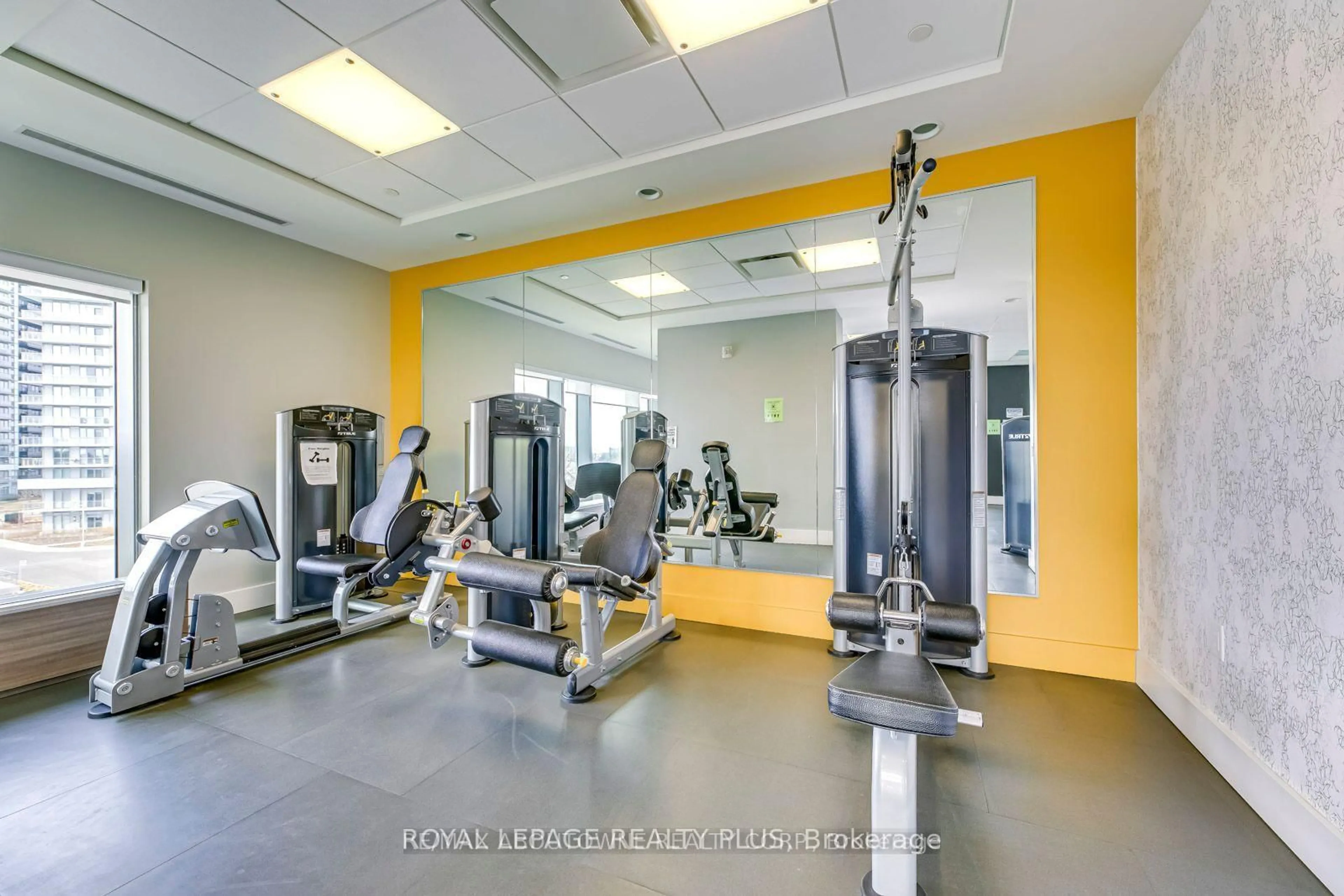 Gym or fitness room for 2560 Eglinton Ave #Th-105, Mississauga Ontario L5M 0Y3