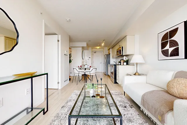 Additional property image - 3091 Dufferin St Unit 1402