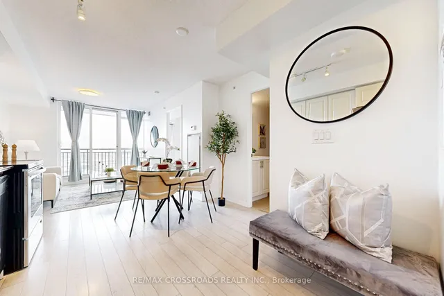 Additional property image - 3091 Dufferin St Unit 1402