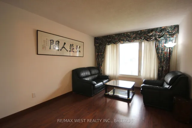 Additional property image - 73 Hullrick Dr