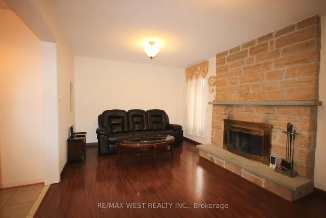 Additional property image - 73 Hullrick Dr
