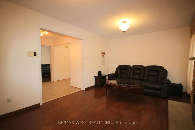 Additional property image - 73 Hullrick Dr