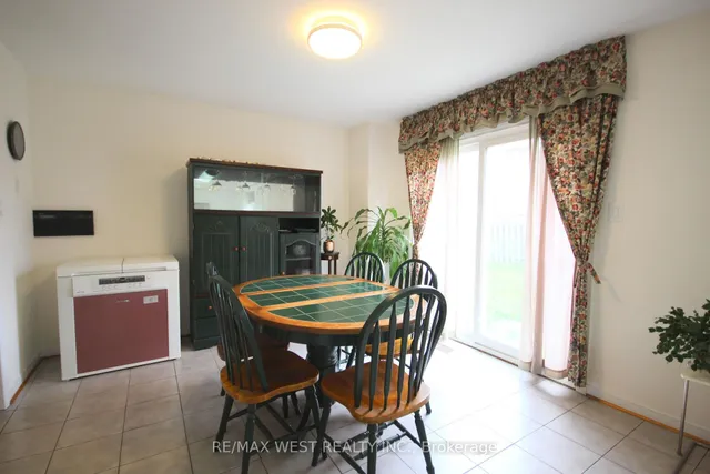 Additional property image - 73 Hullrick Dr