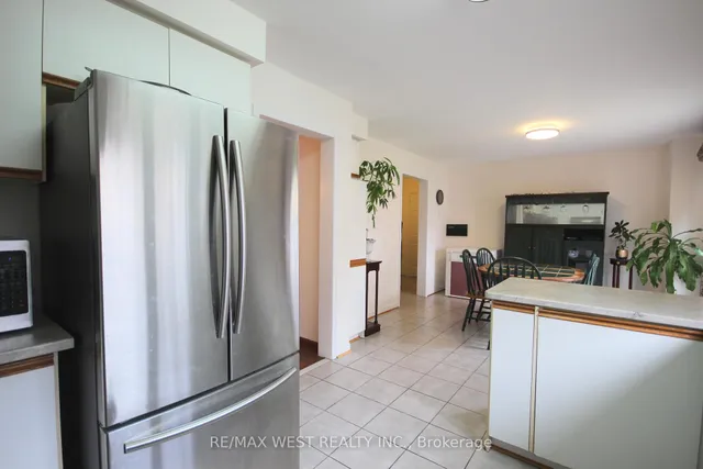 Additional property image - 73 Hullrick Dr